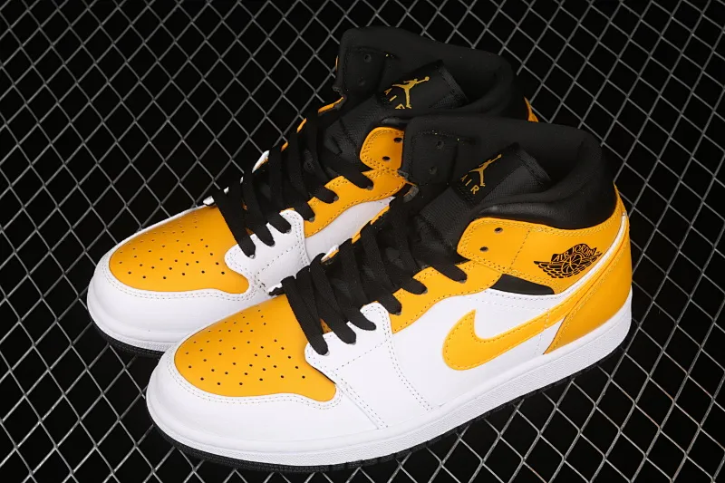 All categories Air Jordan Jordan series basketball shoes Air Jordan 1 Mid Air Jordan 1 Mid AJ1 Joe 1 white and yellow Zhongbang basketball shoes 554724-170